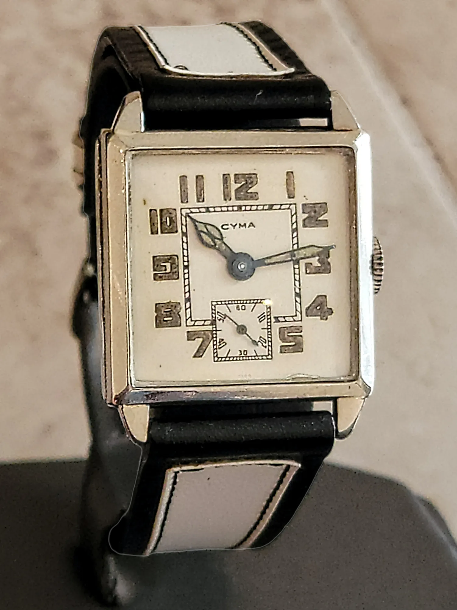 1930's CYMA Art Deco Wristwatch 15 Jewels Ref. 038 Swiss Made