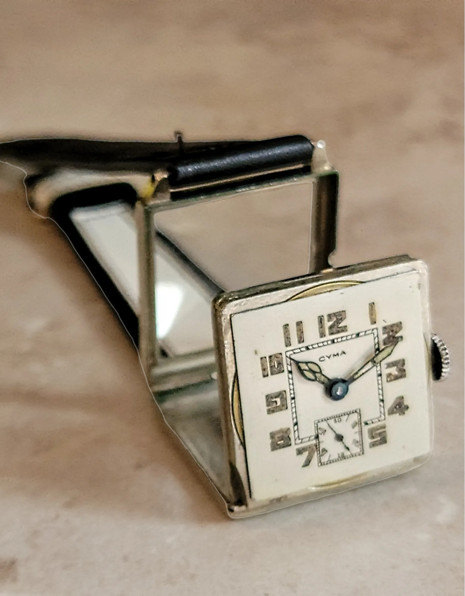 1930's CYMA Art Deco Wristwatch 15 Jewels Ref. 038 Swiss Made