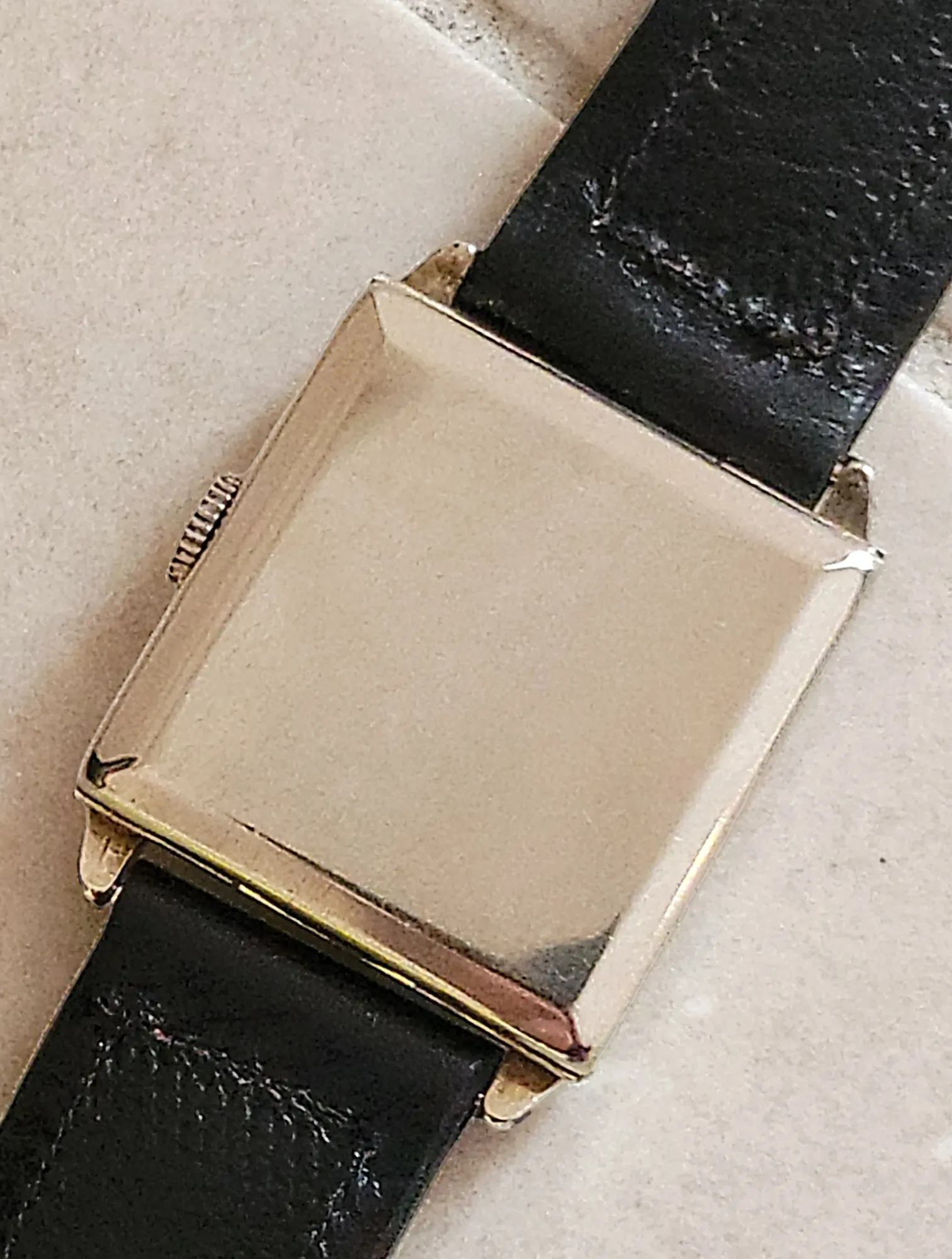1930's CYMA Art Deco Wristwatch 15 Jewels Ref. 038 Swiss Made