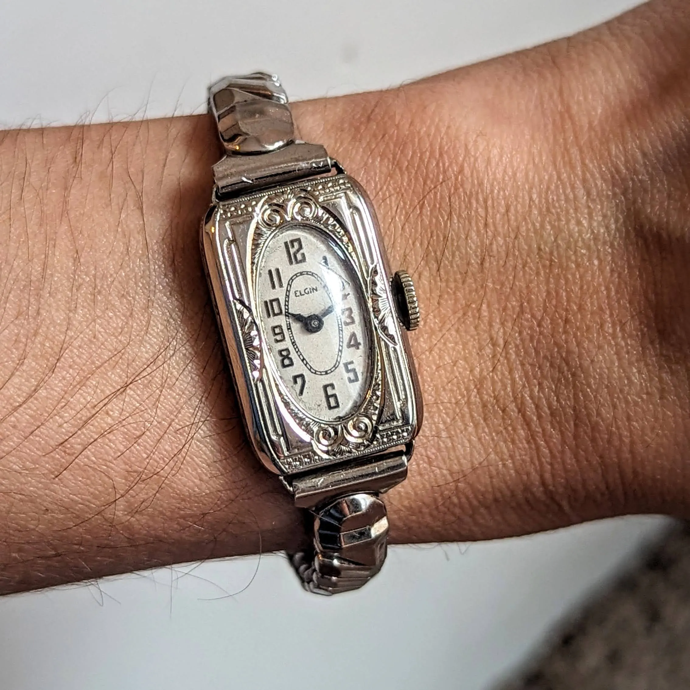 1933 ELGIN Art Deco Ladies Watch 15 Jewels Grade 484 U.S.A. Made Wristwatch