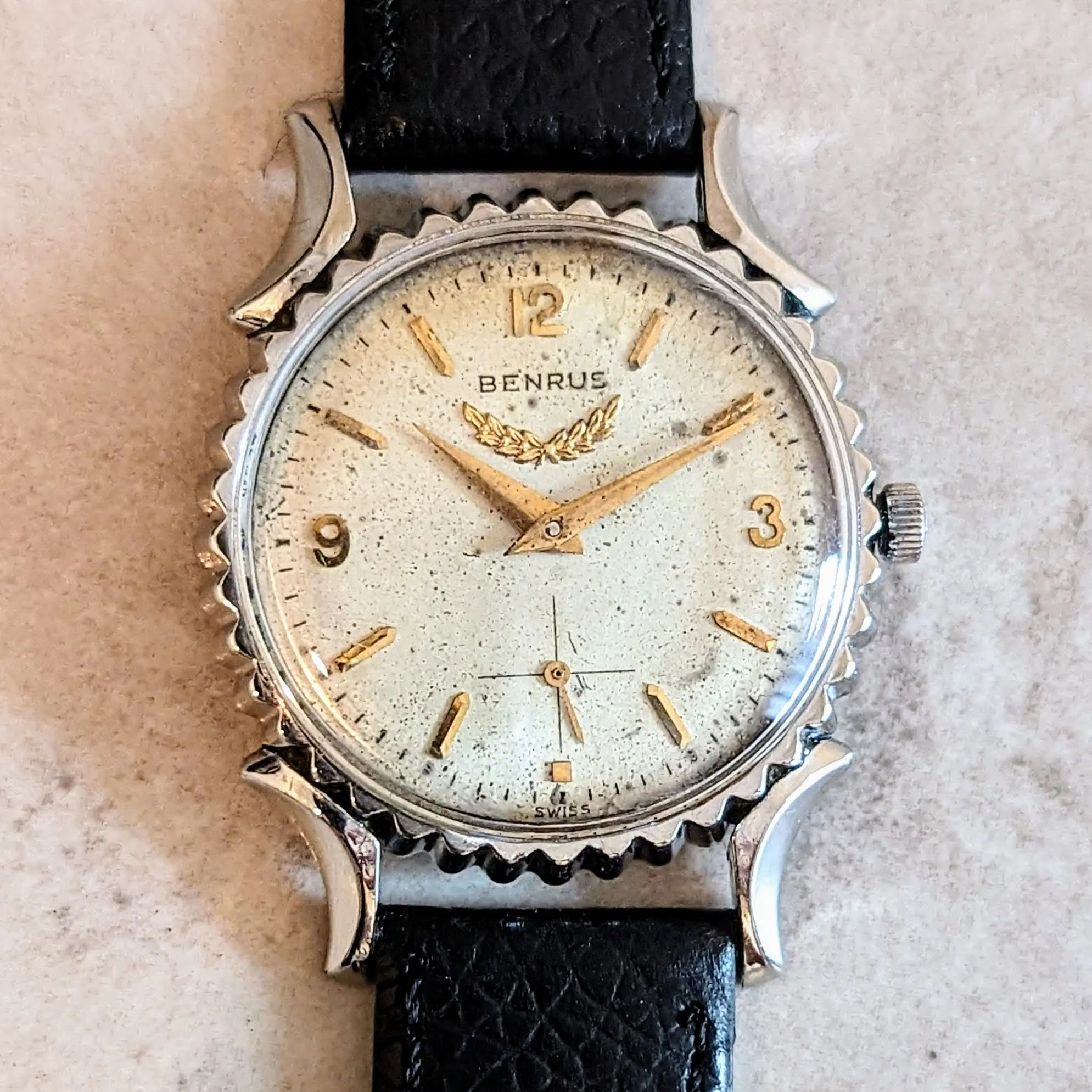 1940's BENRUS Bottle Cap Watch Model BB 14 Swiss Wristwatch 10K GF