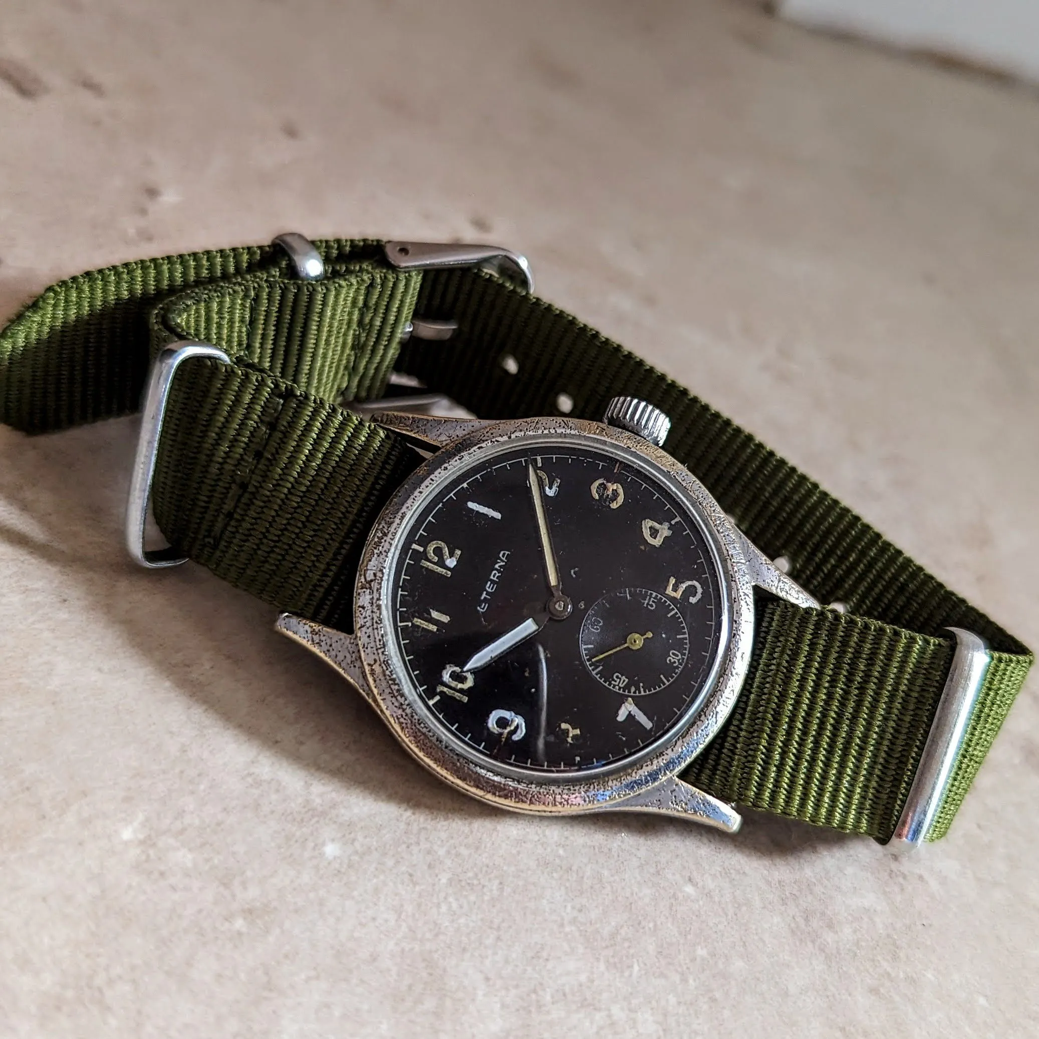 1944 ETERNA WWII Military Wristwatch 15 Jewels Cal. 520H Vintage Watch