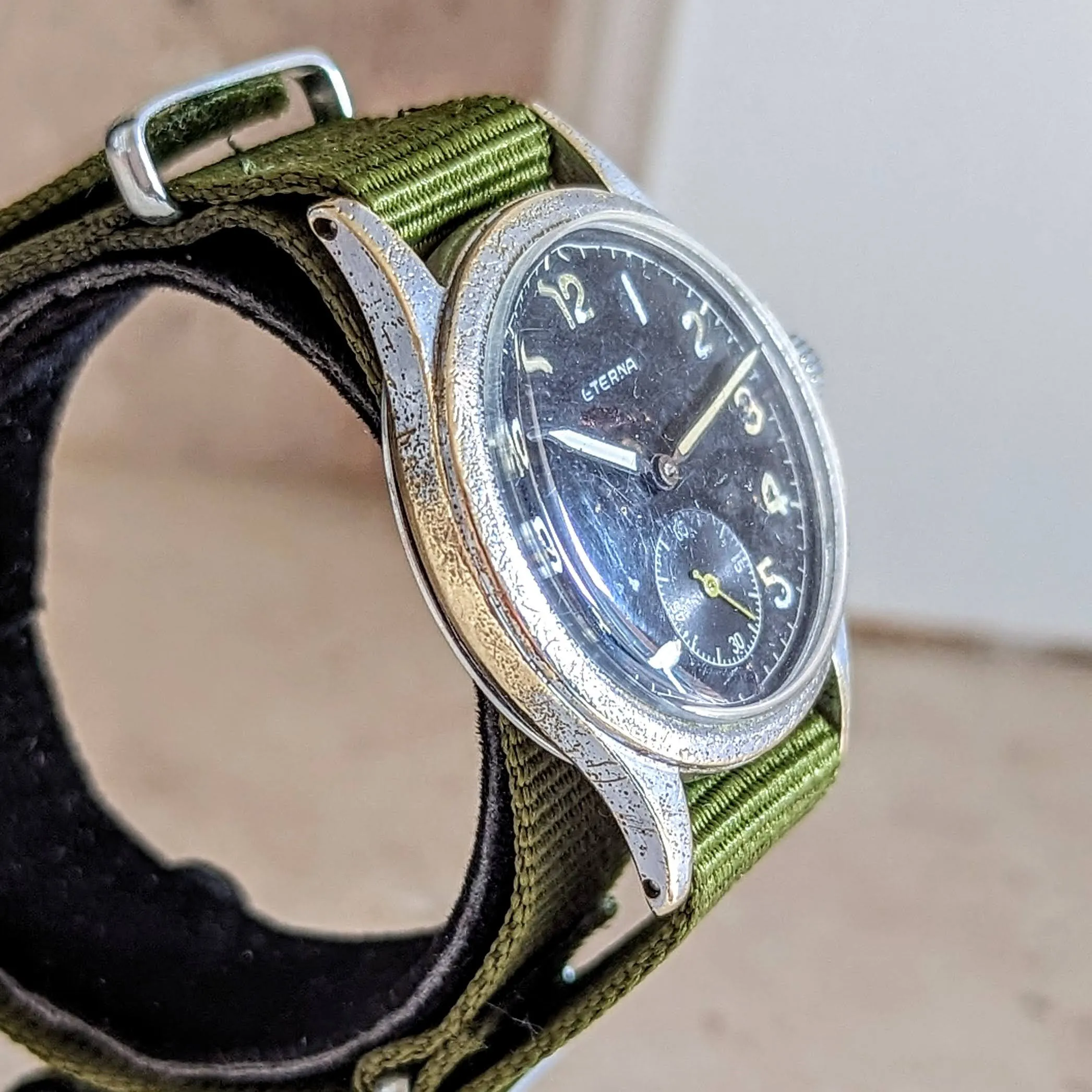 1944 ETERNA WWII Military Wristwatch 15 Jewels Cal. 520H Vintage Watch