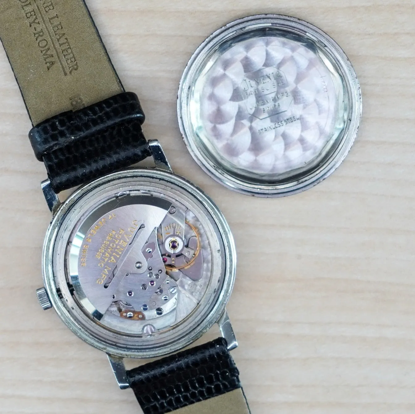 1950's JUVENIA Automatic Watch Waterproof Swiss Made Vintage Wristwatch