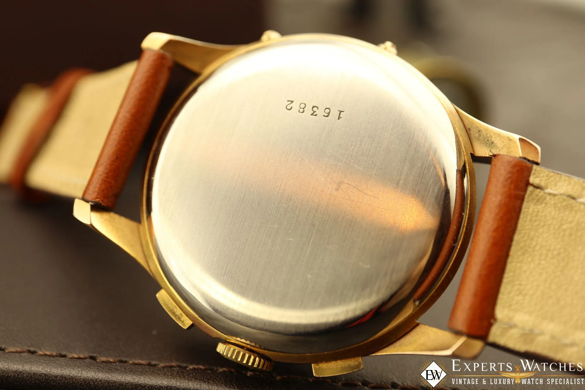 1950s Vintage DOXA VALJOUX 72C Triple Date Day Calendar Chronograph Gold Watch