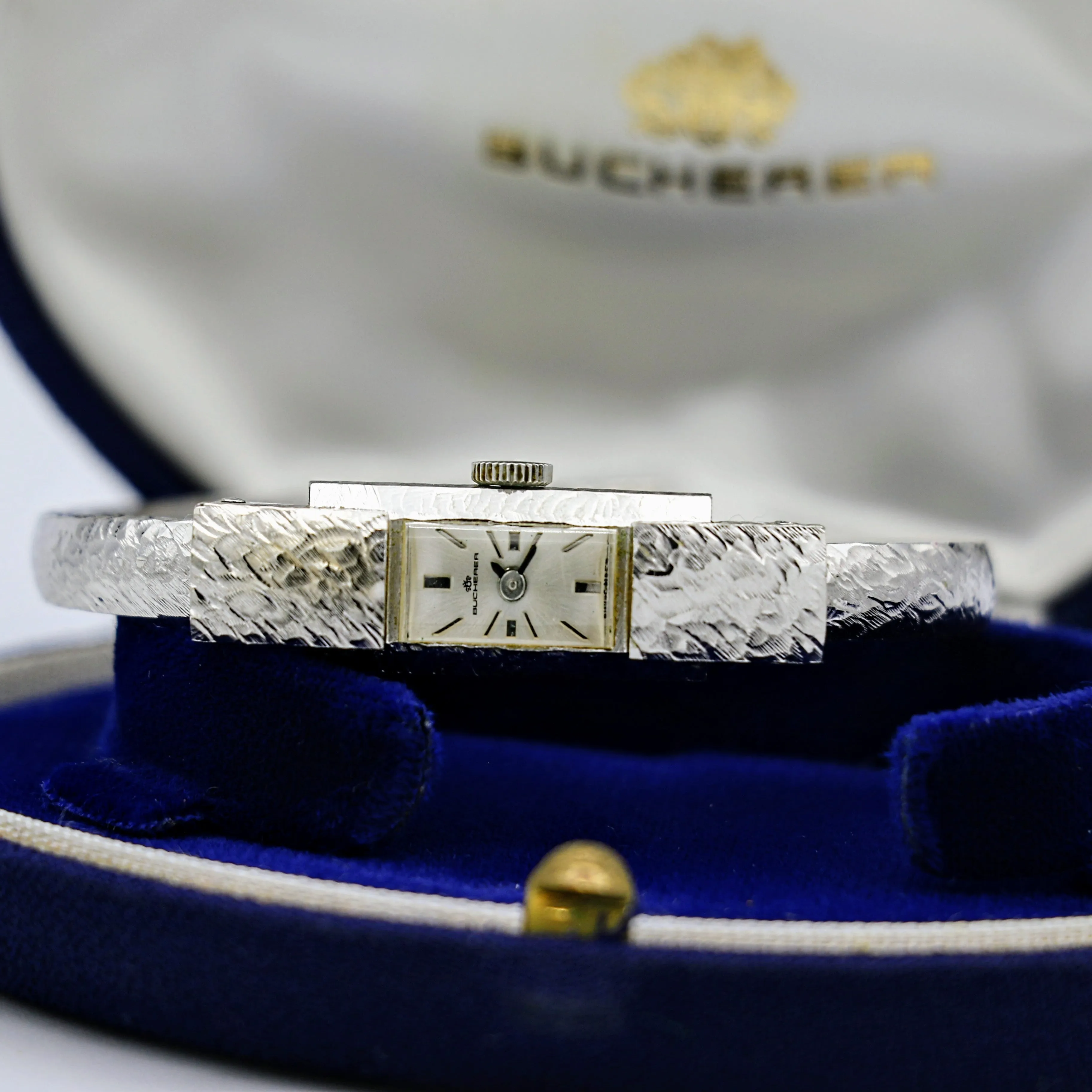 1960s BUCHERER Ladies Vintage Cuff Wristwatch Swiss Movement 59-21, 17J 3 Adjs