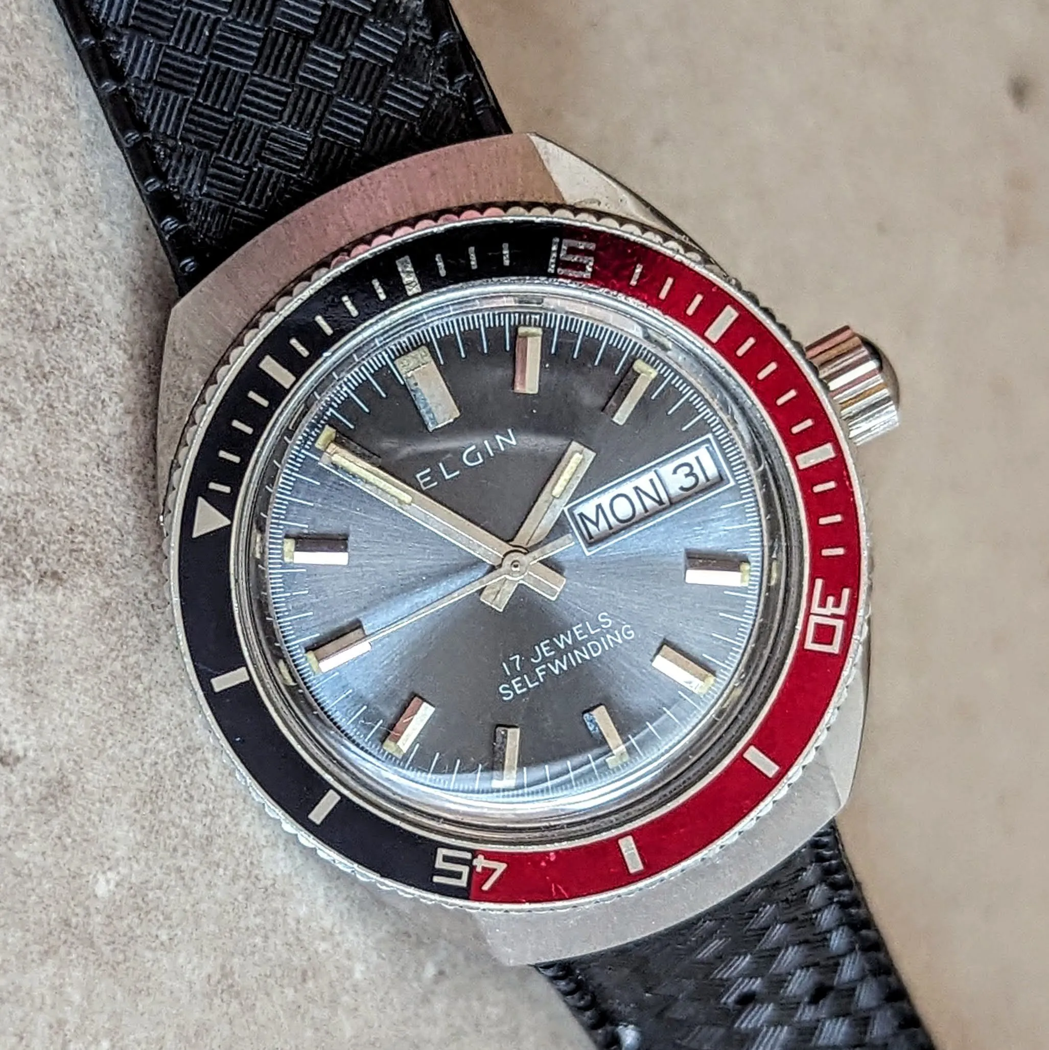 1960s ELGIN Diver Automatic Wristwatch Day/Date Ref. DH6312 Cal. ETA 2879 Watch