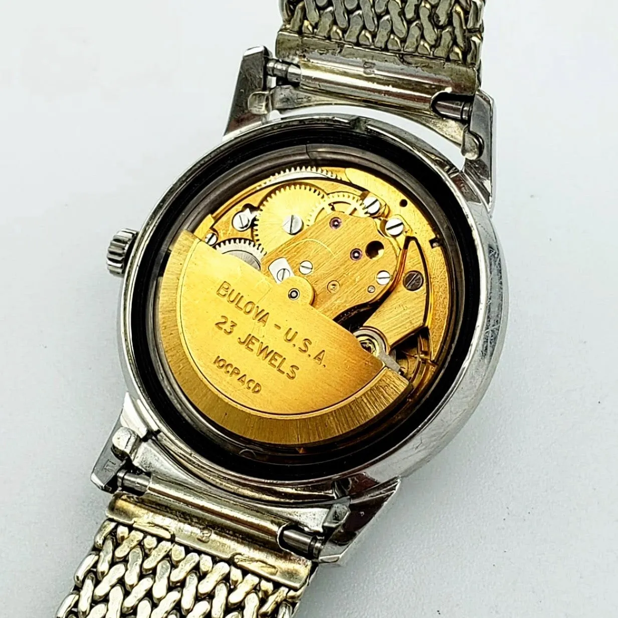1969 BULOVA Beau Brummell Automatic Wristwatch 23J Cal. 10CPACD Date Window Watch