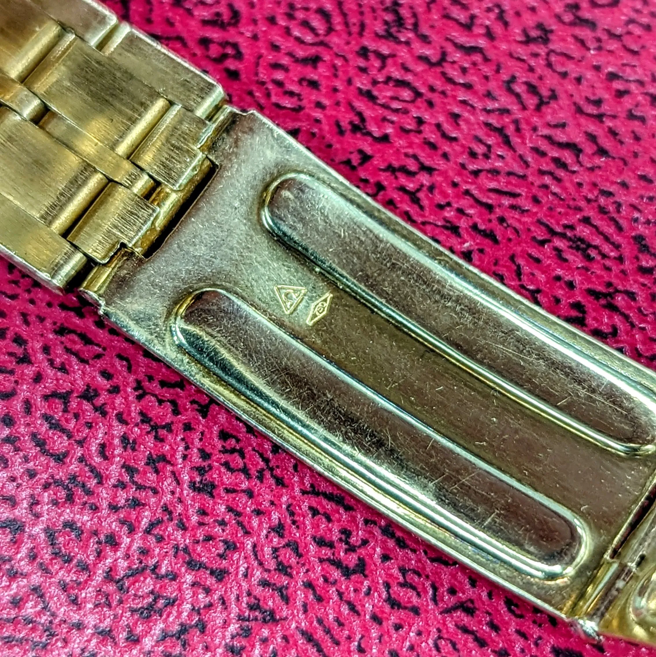 1972 OMEGA Constellation Automatic Watch Ref. 168.0054 23 Jewels Cal. 1021 ALL 18K GOLD