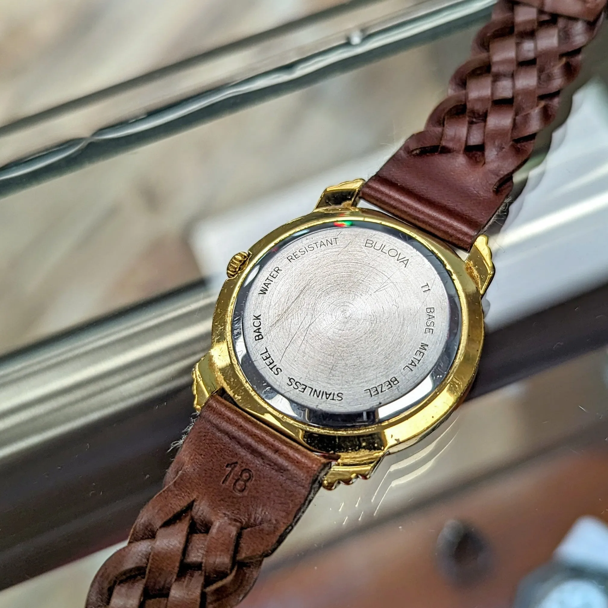 1991 BULOVA Roman Numerals Watch Round Case & Fancy Lugs Quartz Wristwatch