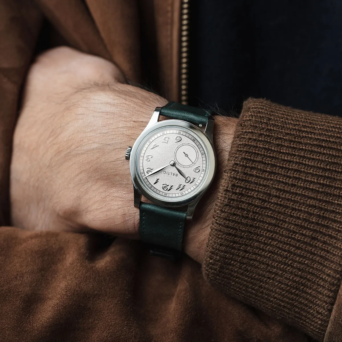 BALTIC MR CLASSIC SILVER (STITCHED GREEN)