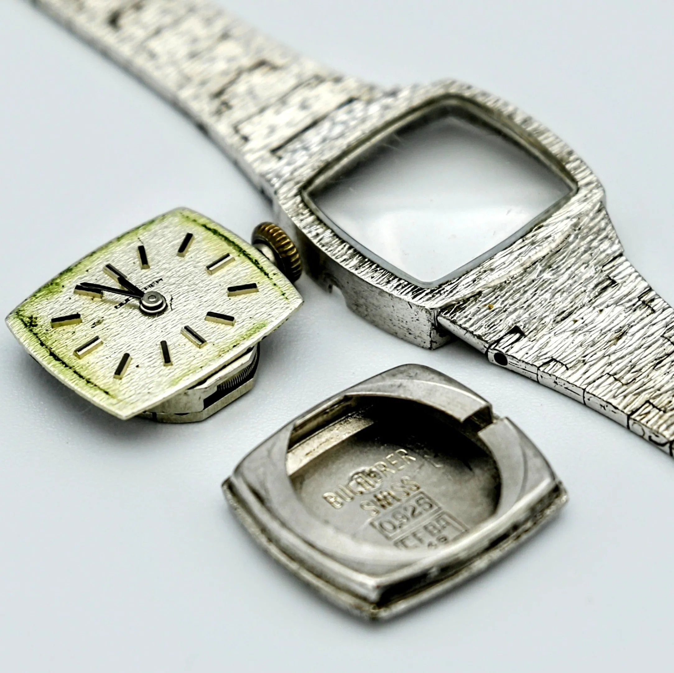 Beautiful BUCHERER Ladies Wristwatch 17 Jewels Cal.6630 Swiss Made Watch