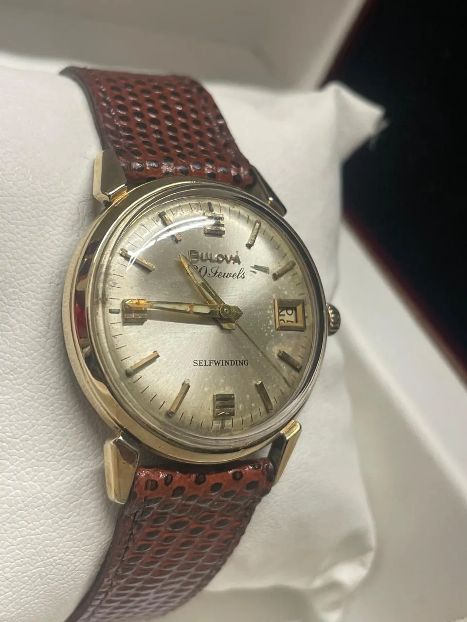 Bulova Vintage 1950s 10K Rolled Gold Plate Watch, Rare Lugs - $5K APR w / COA!!!