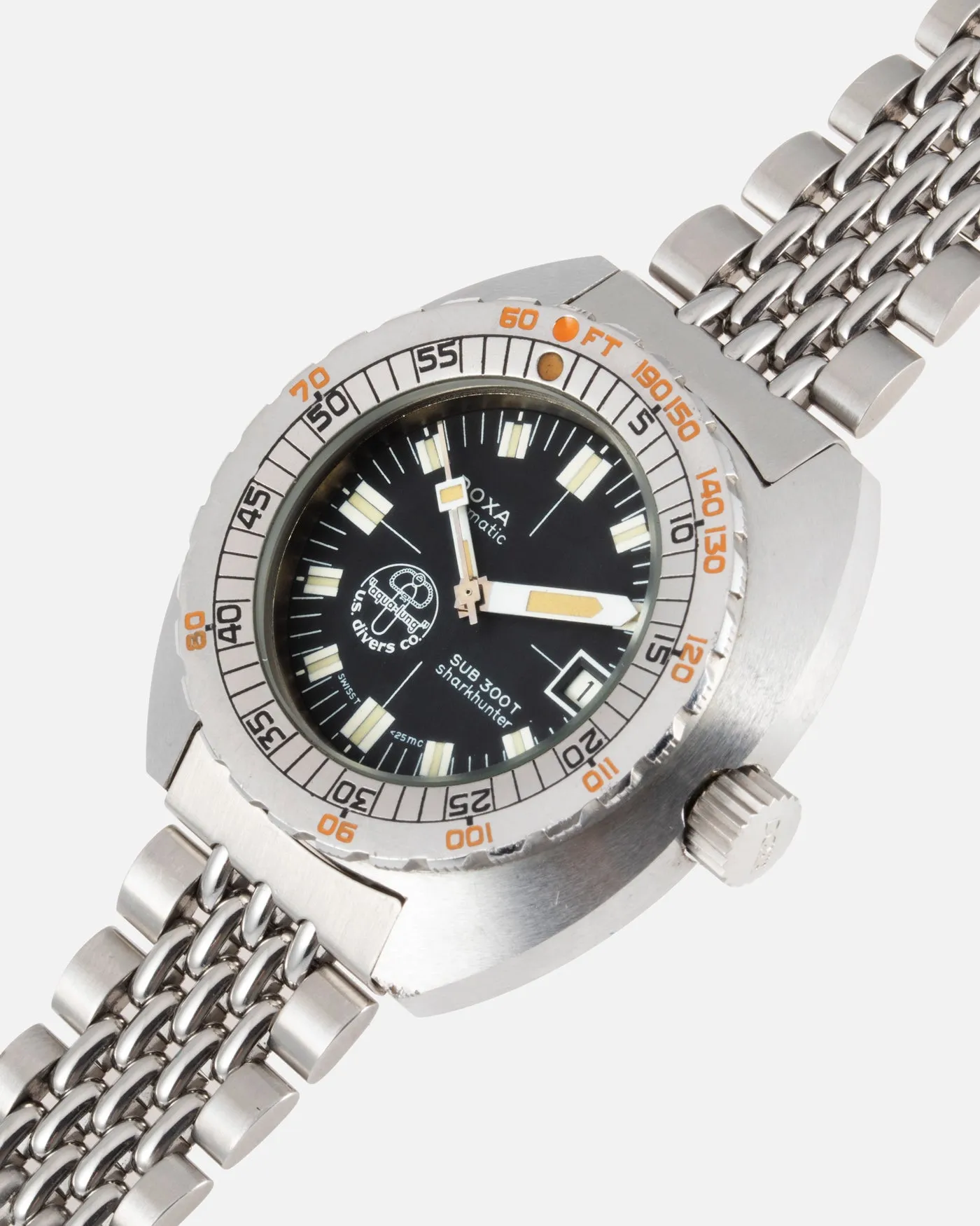 Doxa Sub 300T Sharkhunter Aqua Lung