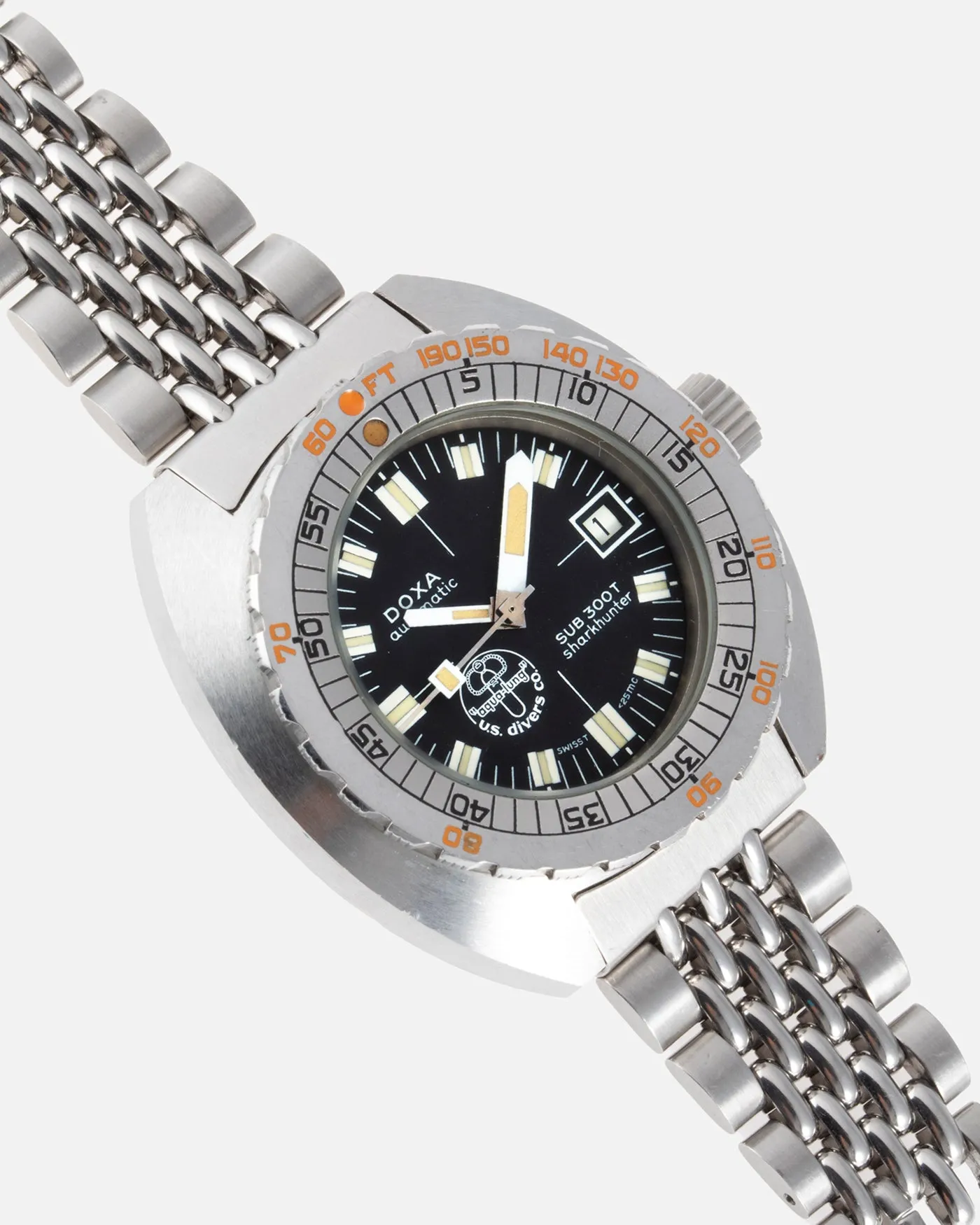 Doxa Sub 300T Sharkhunter Aqua Lung