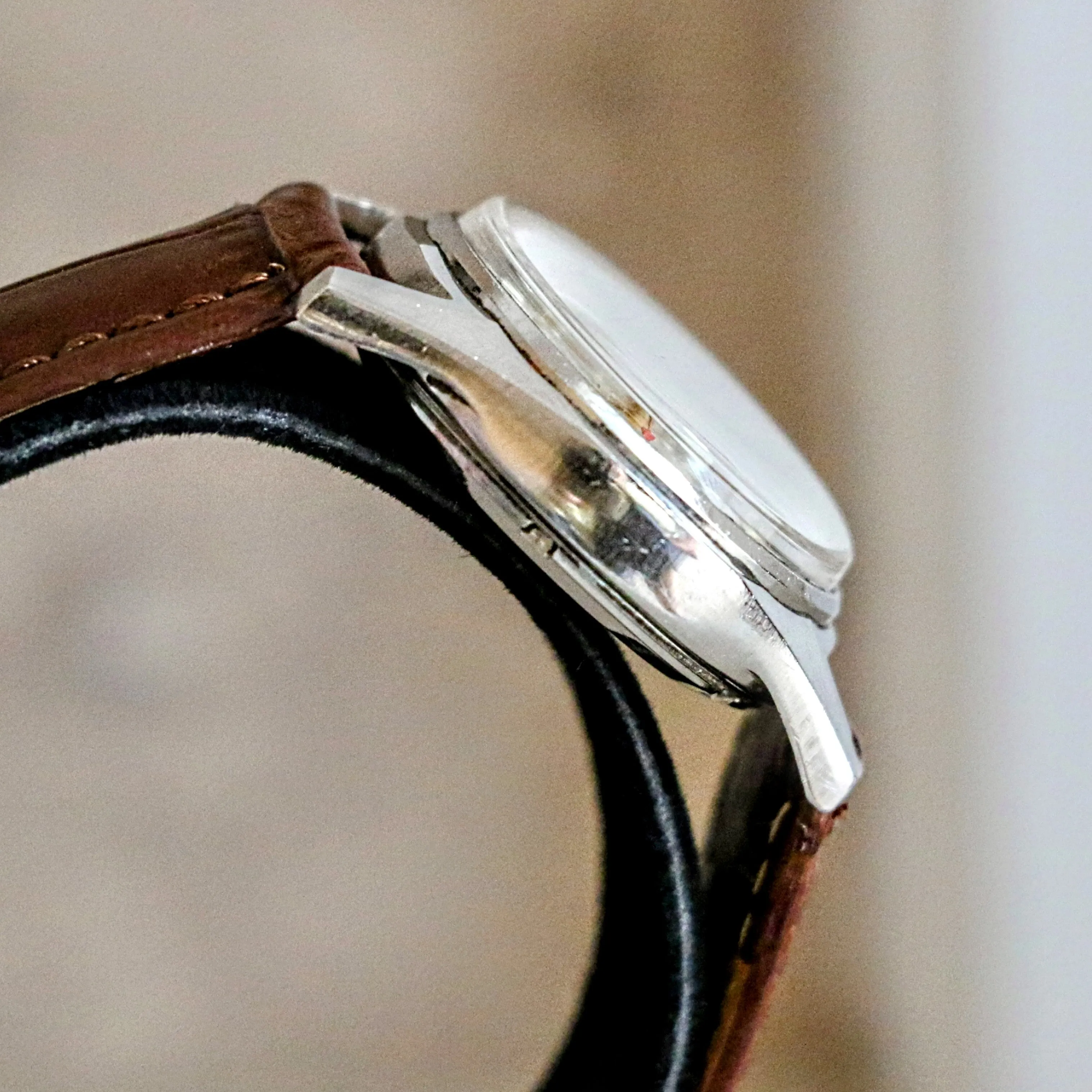 ENGELTON De Luxe Automatic Watch Bidynator FELSA 690 17 Jewels Swiss Wristwatch