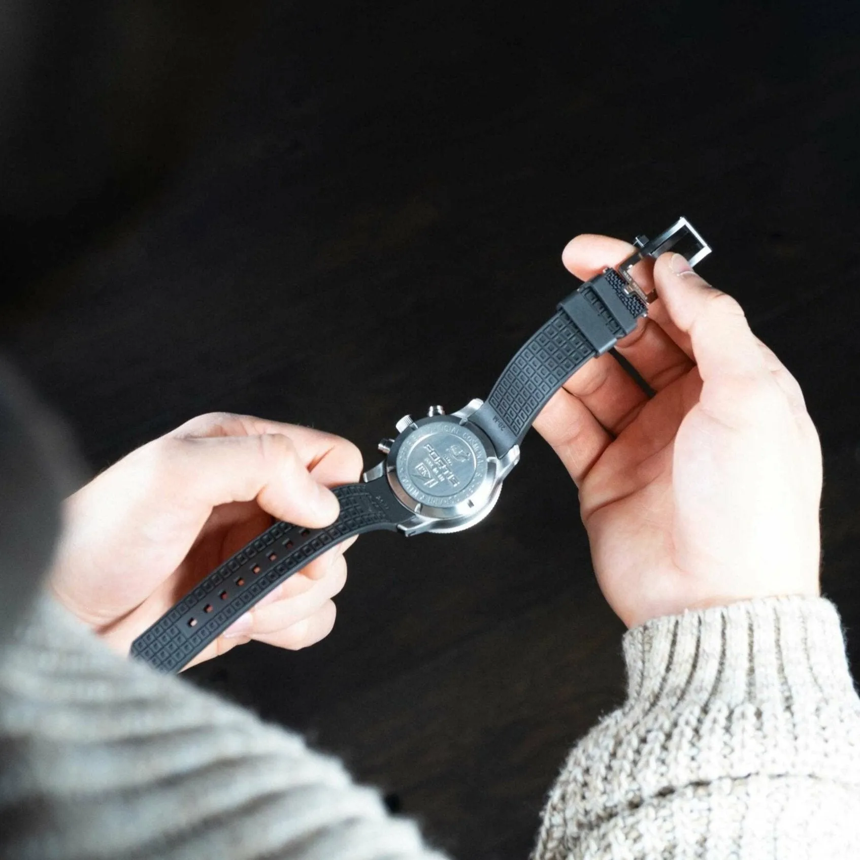 FORTIS B-42 Hybrid Strap