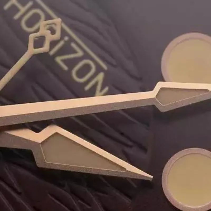 HORIZON WATCHES Cardinal Red