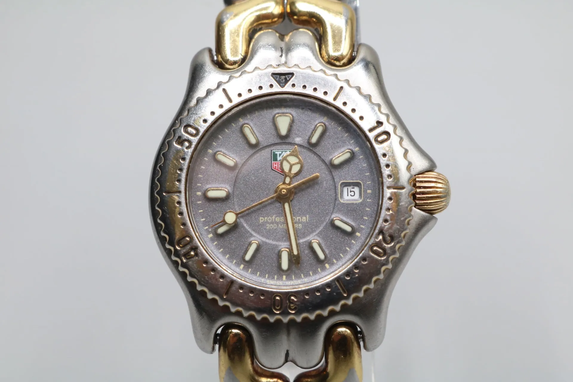 Ladies Tag Heuer Professional 200M WG1320-0 26mm Watch