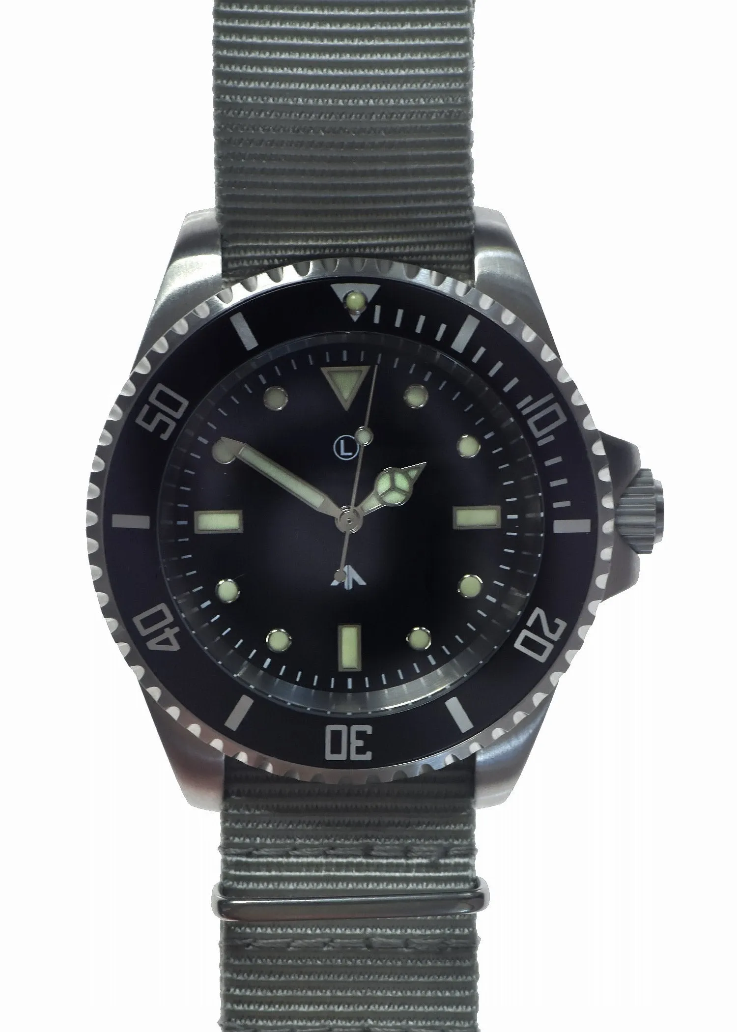 MWC 300m / 1000ft Stainless Steel Hybrid Military Divers Watch with Sweep Secondhand