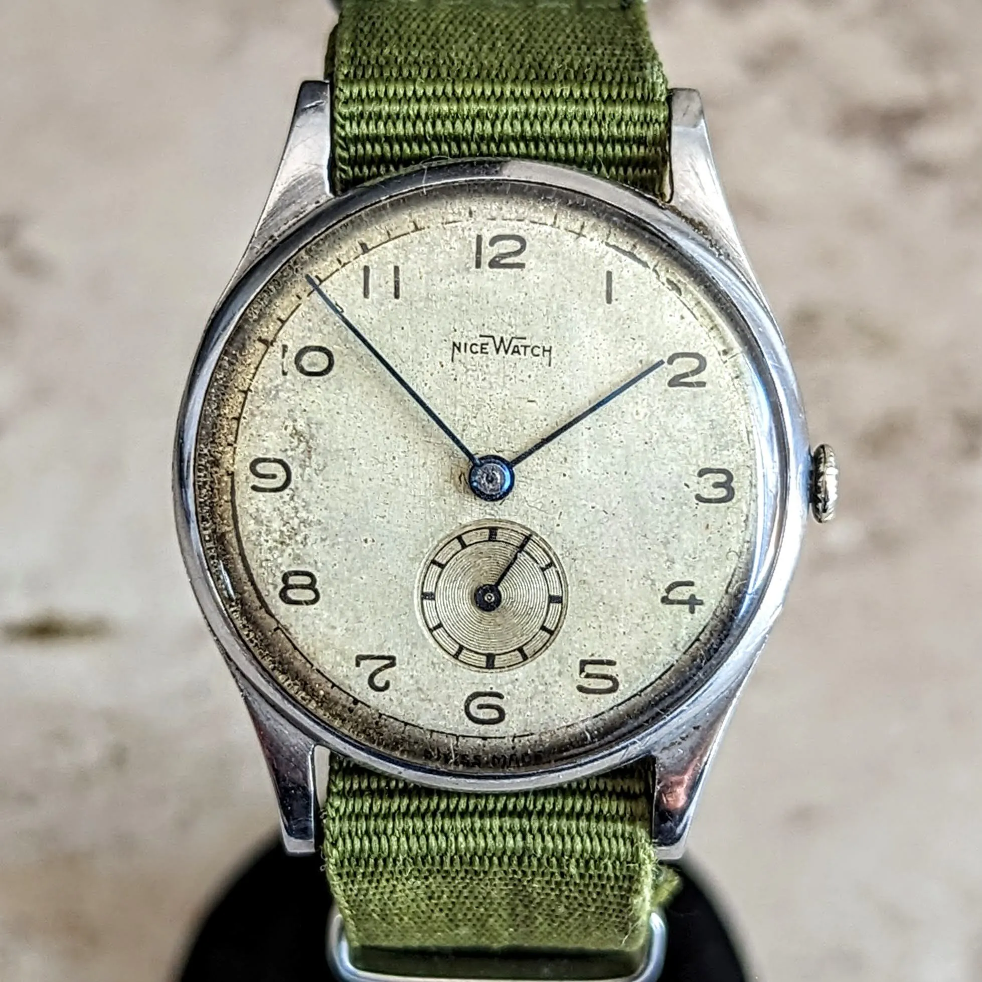 NICE WATCH Military Style 34.5mm Wristwatch Swiss Cal. ETA 960 Watch
