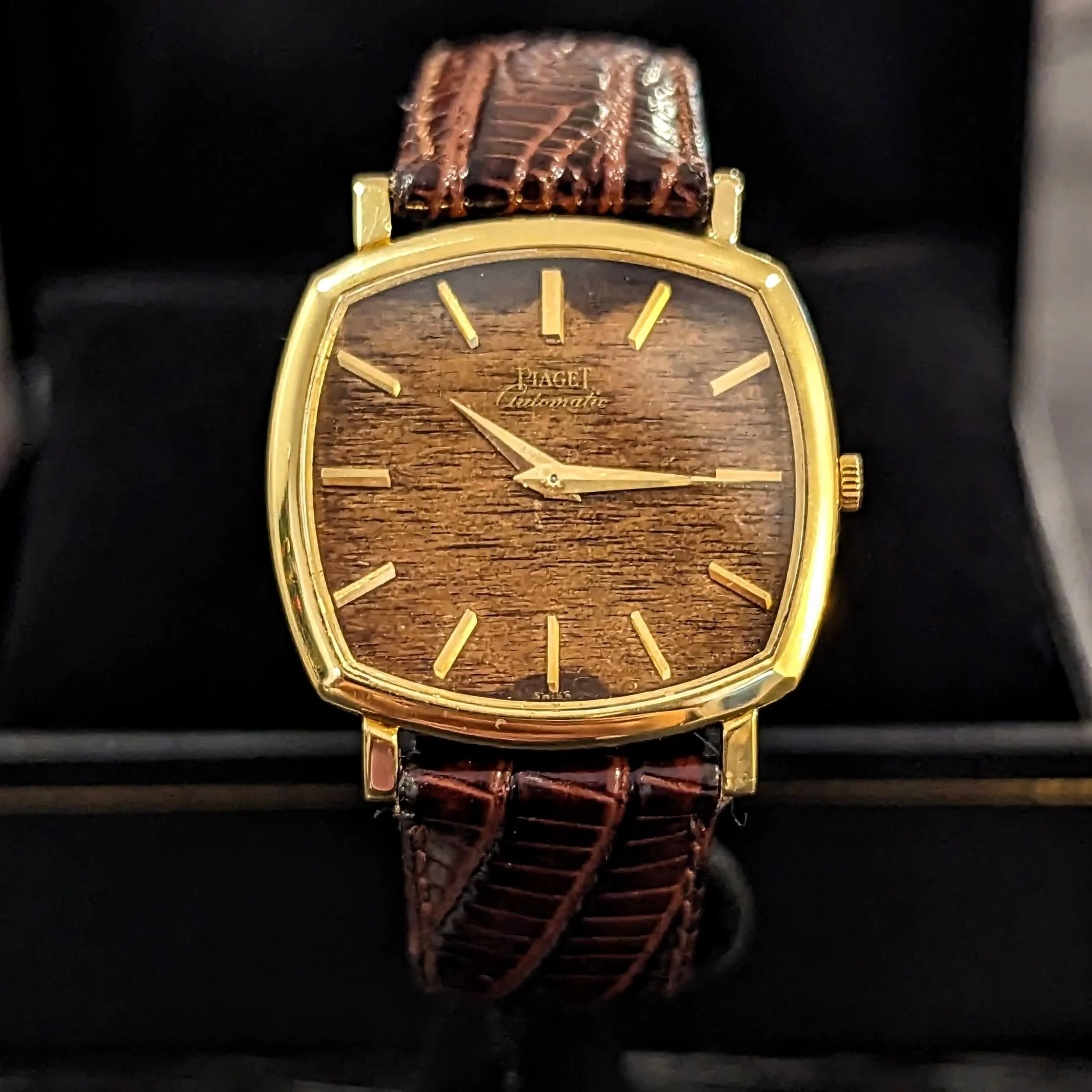 PIAGET Wristwatch 18K Gold ULTRA-THIN Movement Cal. 12P 6 ADJs 30 Jewels Wood Dial Watch