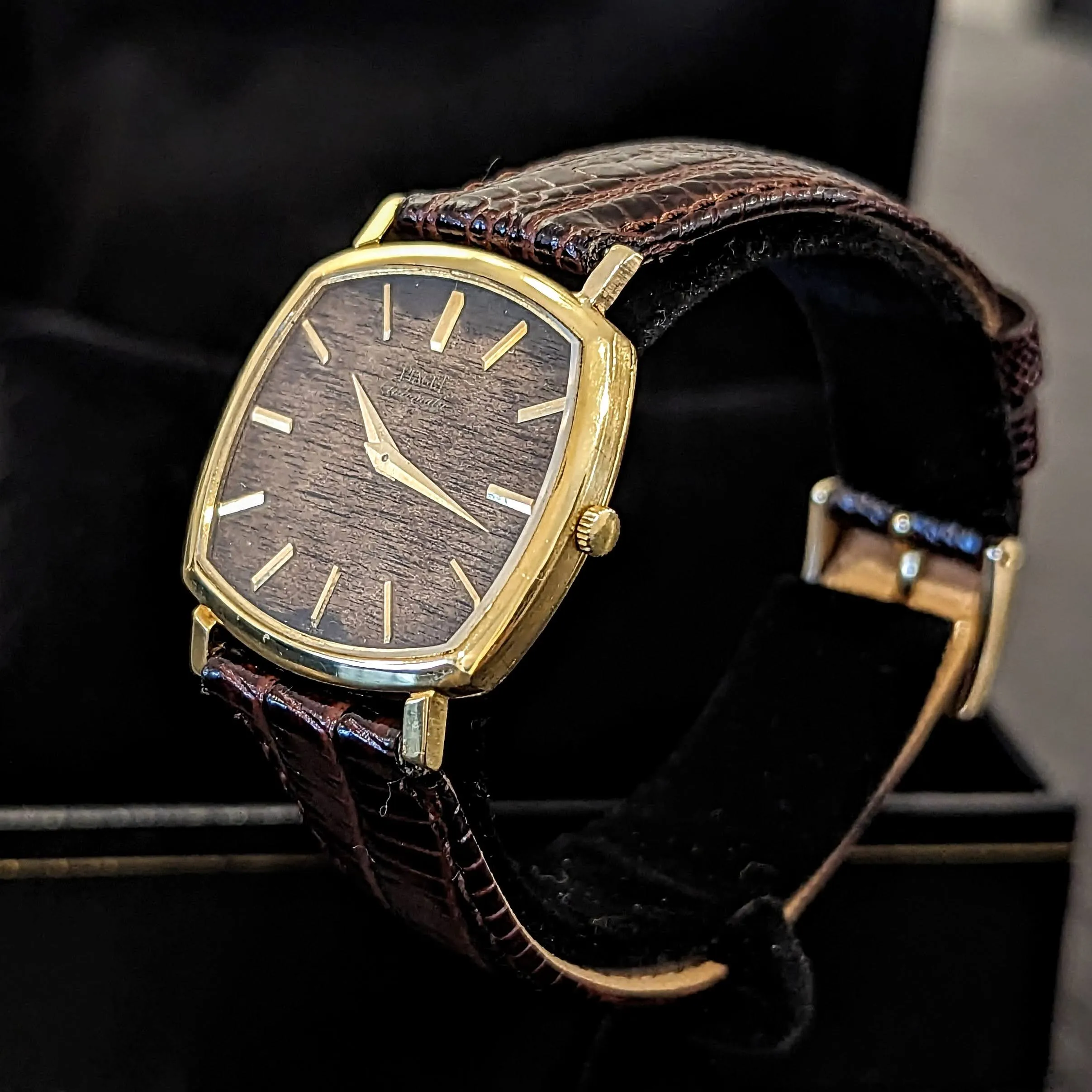 PIAGET Wristwatch 18K Gold ULTRA-THIN Movement Cal. 12P 6 ADJs 30 Jewels Wood Dial Watch