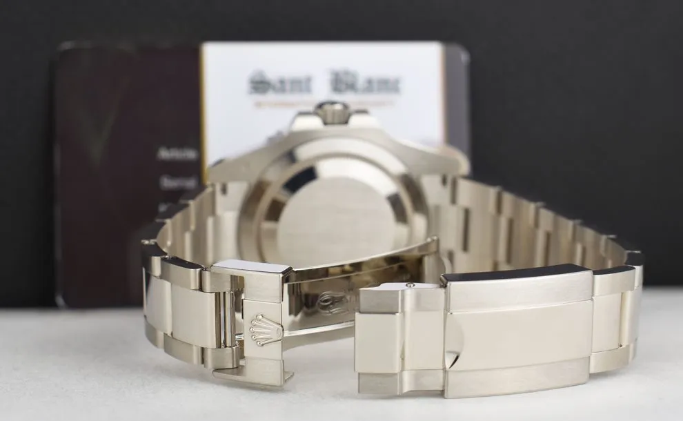 ROLEX - 18kt White Gold GMT Master II "Pepsi" Blue Dial 126719BLRO