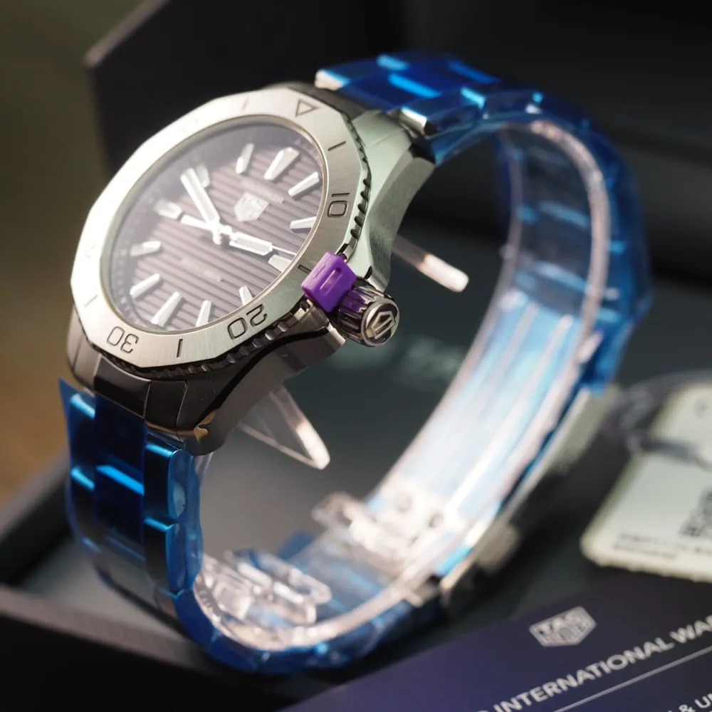 TAG Heuer Aquaracer Professional 200 (2023)