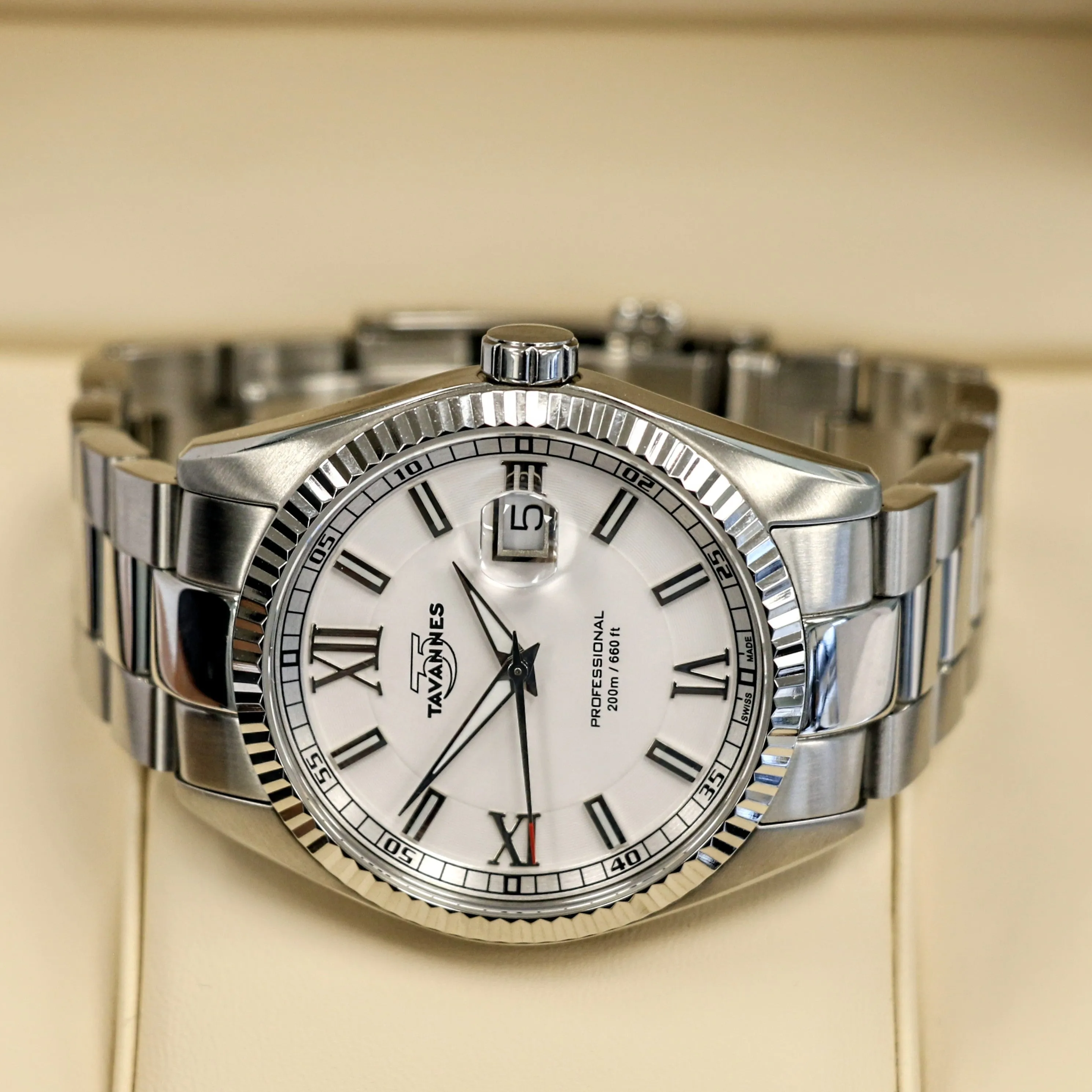 Tavannes Professional 200m/660ft Date Indicator - Q09.110/STS01 - Full Kit: Double Box, Papers, Extra Links