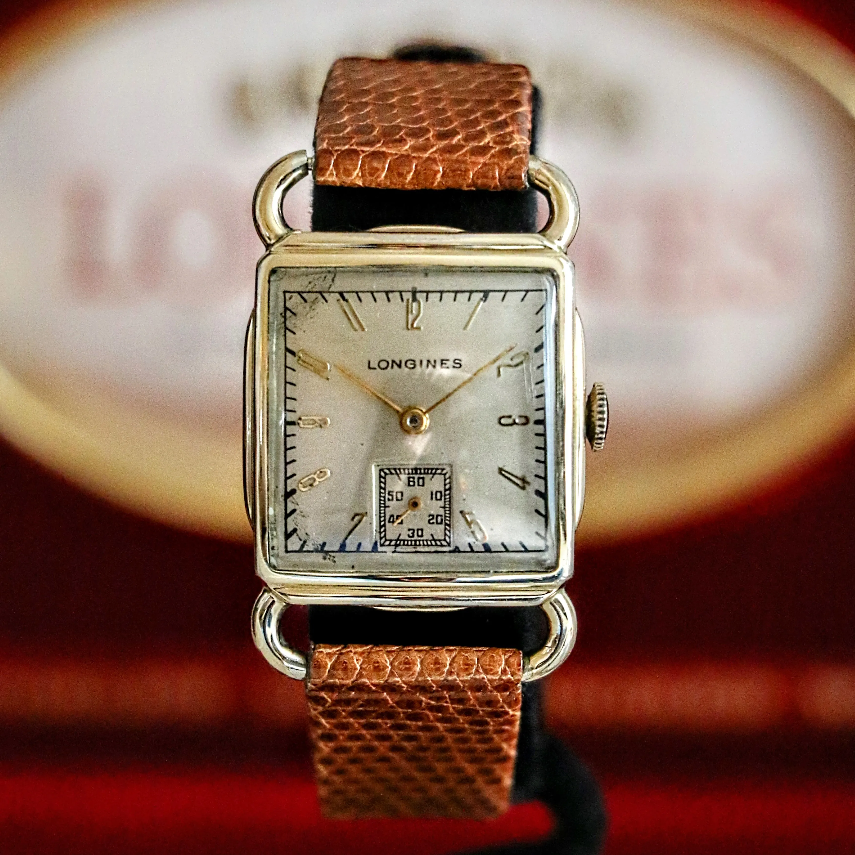 Vintage Longines Wristwatch Swiss Caliber 10.68Z 17 Jewels Fancy Lugs Watch