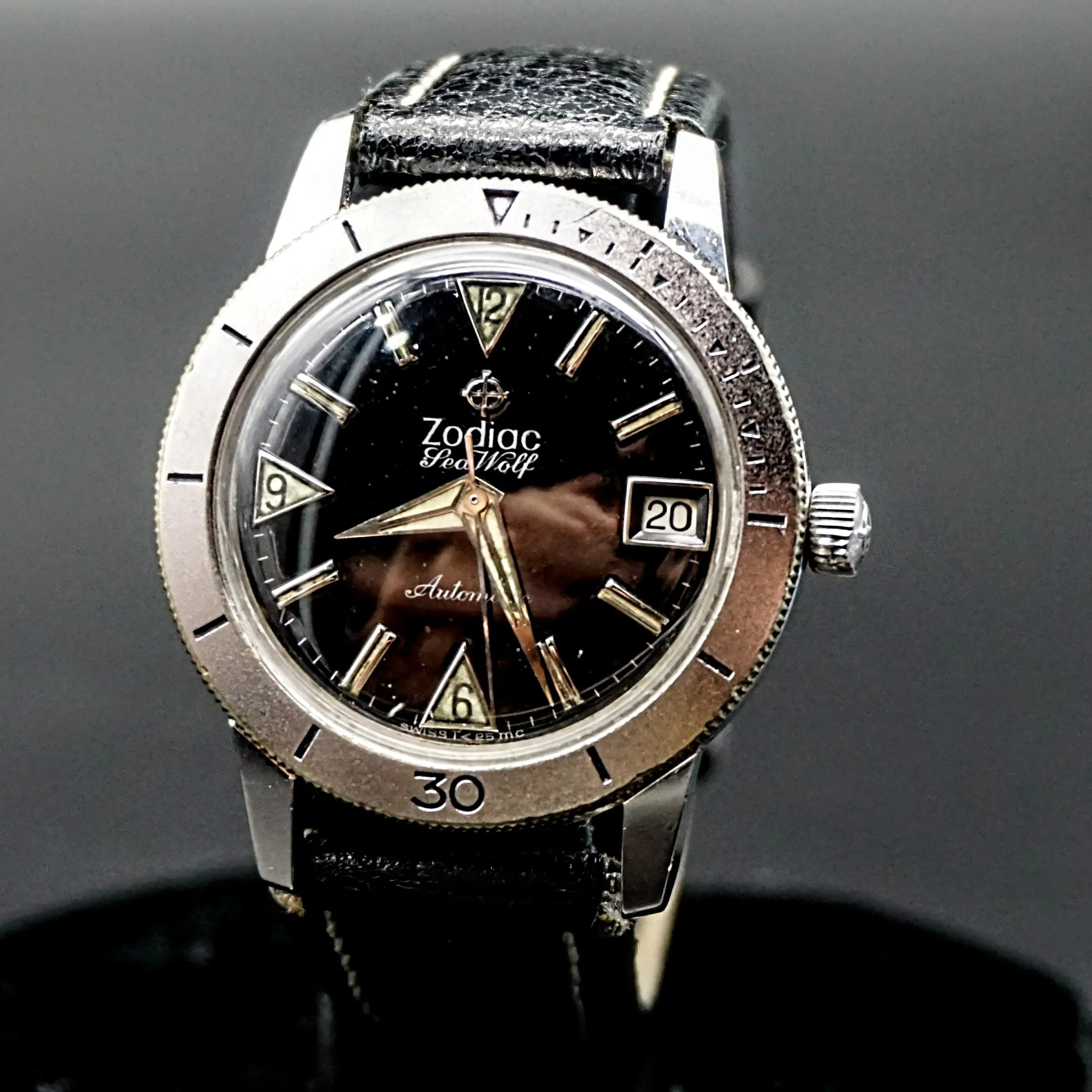 Vintage Zodiac Sea Wolf Automatic Dive Wristwatch Swiss Caliber 70/72 17J Watch