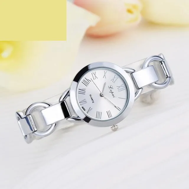 Women's Classic Fashion Gold Alloy Luxury Quartz Bracelet Watches