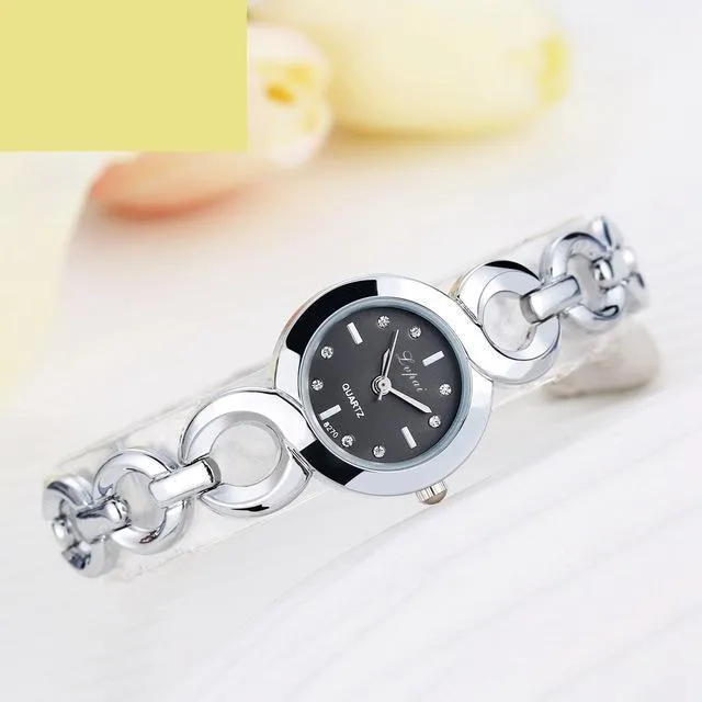 Women's Classic Fashion Gold Alloy Luxury Quartz Bracelet Watches